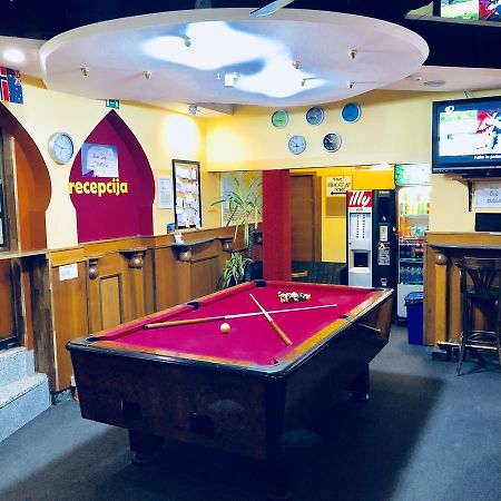 Aladin Hostel Ljubljana Bagian luar foto