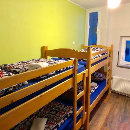 Aladin Hostel Ljubljana Bagian luar foto