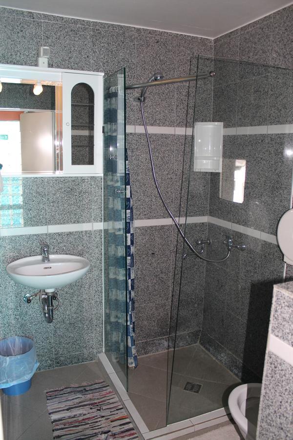 Aladin Hostel Ljubljana Bagian luar foto