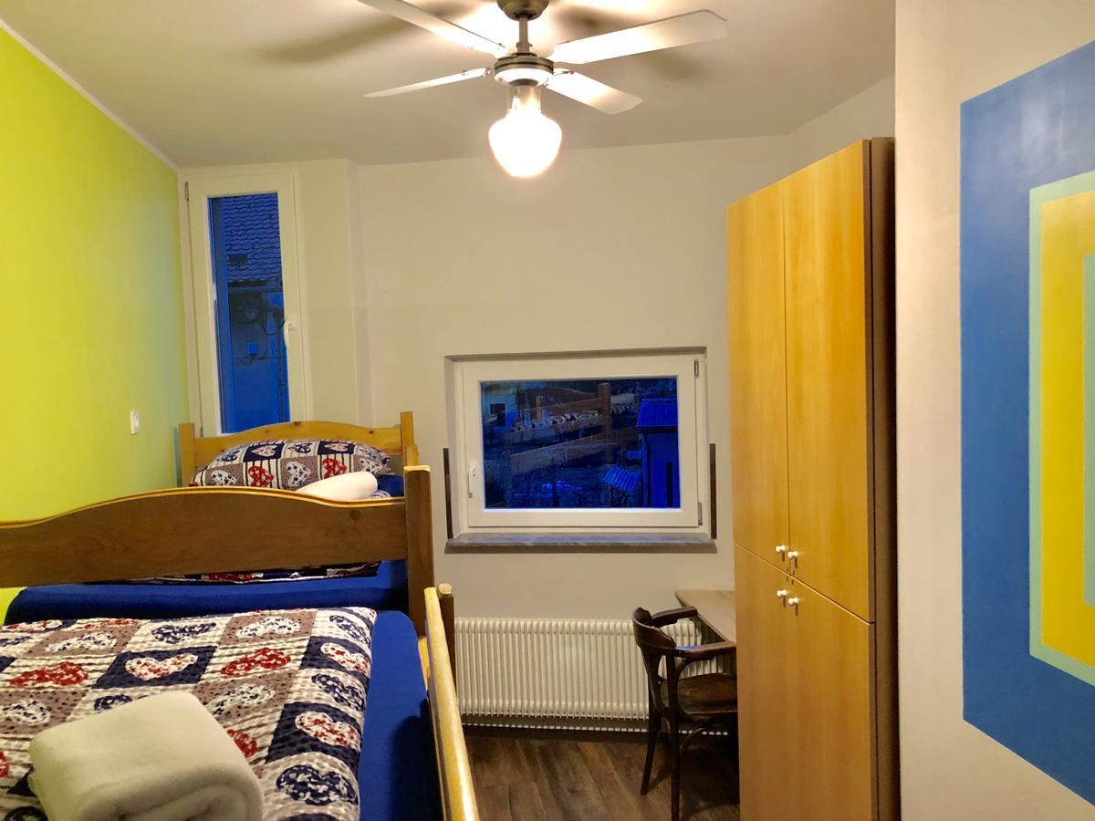 Aladin Hostel Ljubljana Bagian luar foto