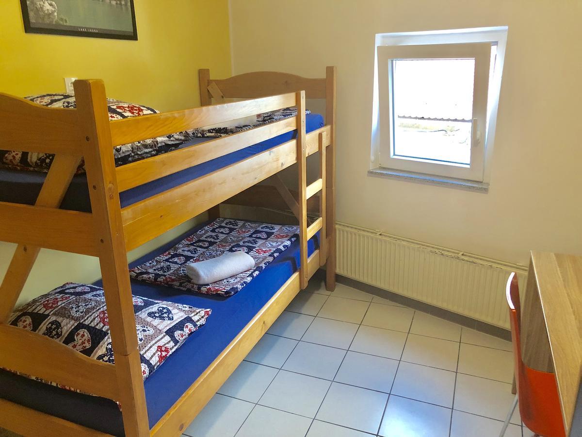 Aladin Hostel Ljubljana Bagian luar foto