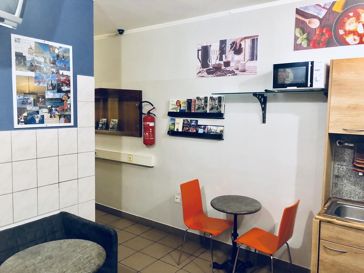 Aladin Hostel Ljubljana Bagian luar foto