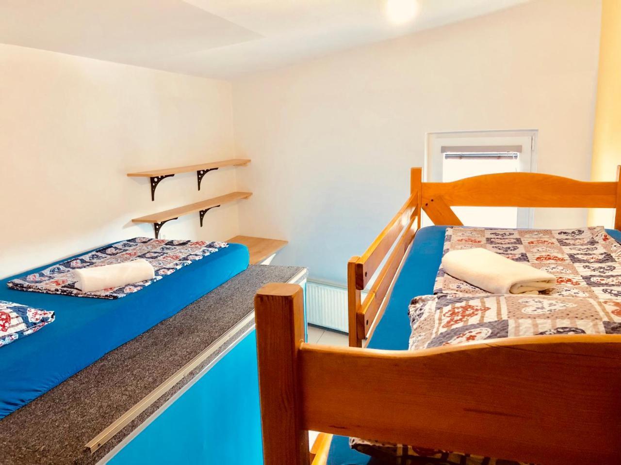 Aladin Hostel Ljubljana Bagian luar foto