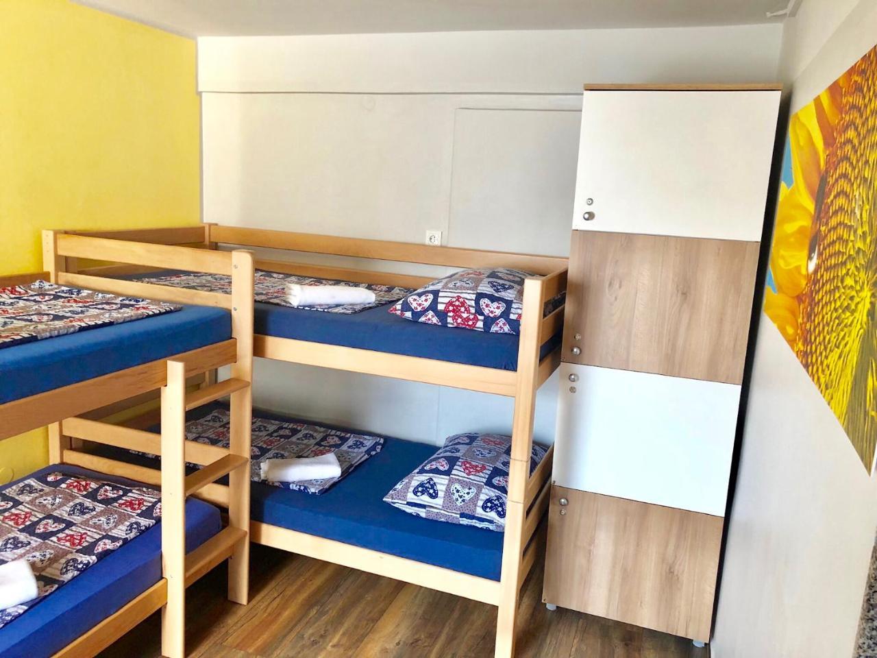 Aladin Hostel Ljubljana Bagian luar foto